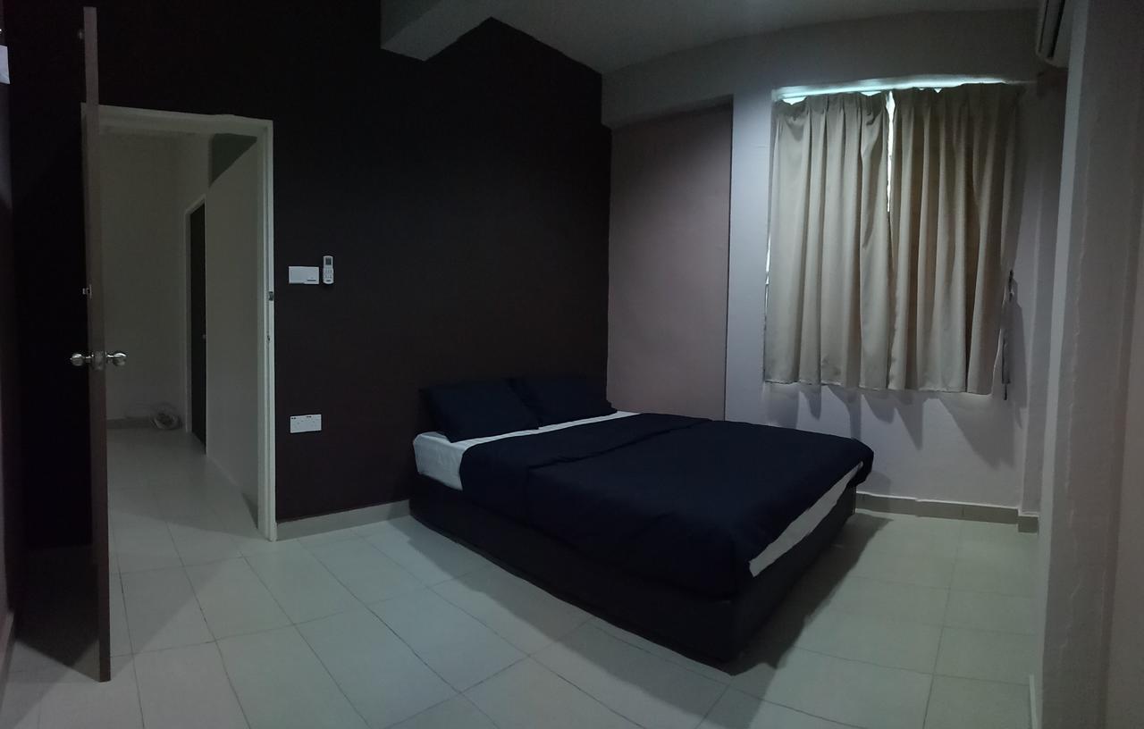 Ostello Hood Kota Kinabalu Esterno foto